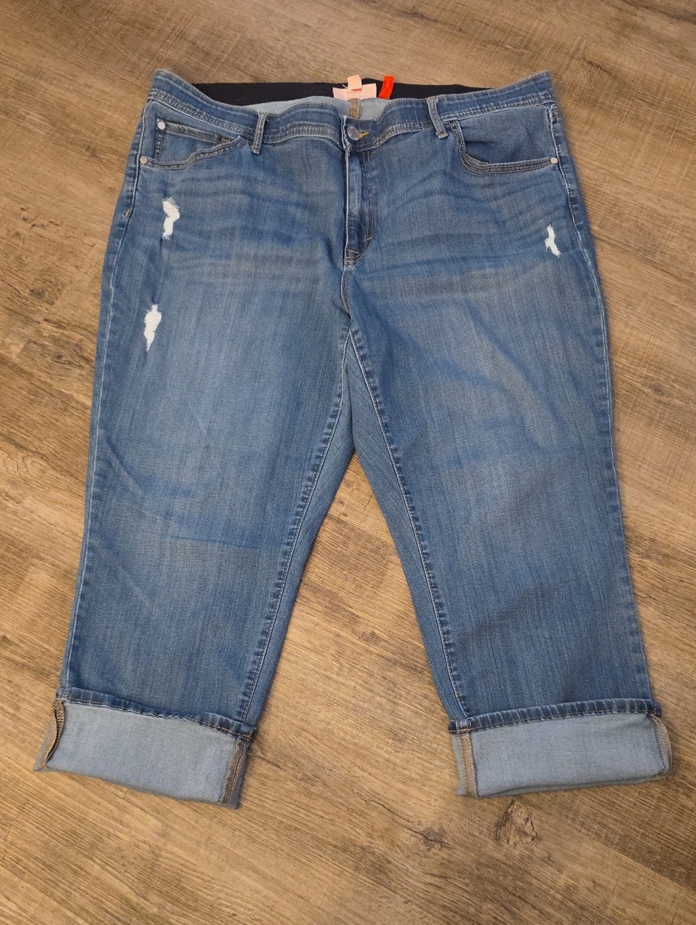 EVRI Light Blue Distressed Cuffed Capris